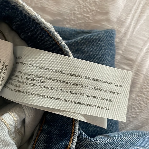 Abercrombie & Fitch Distressed Mom Jeans - Picture 6 of 8